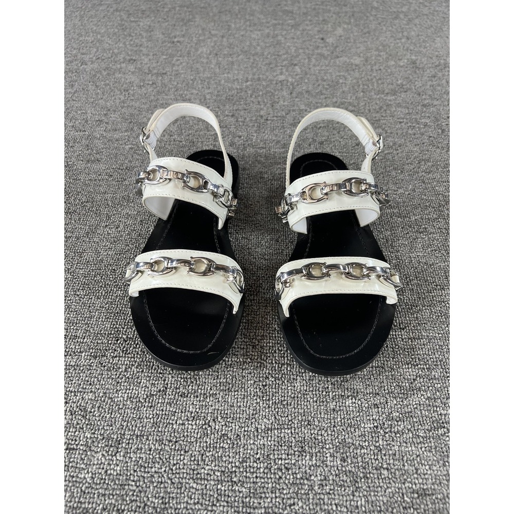 Coach Sandals Womens 5.5 White Patent Leather Chain Flat Ankle Strap Logo‎